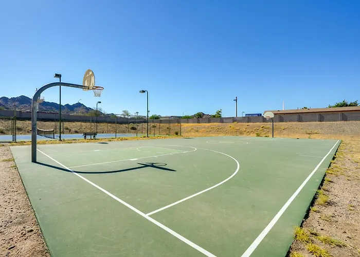 Community Perks! Modern Phx Condo: Extended Stay! *